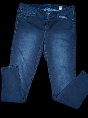 Classic Dark Blue Stretch Skinny Jeans for Women